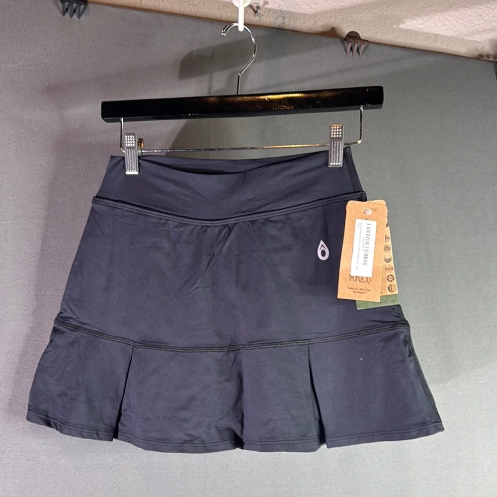 Donajo Black Athletic Skirt with Logo size‎ one new with tags
